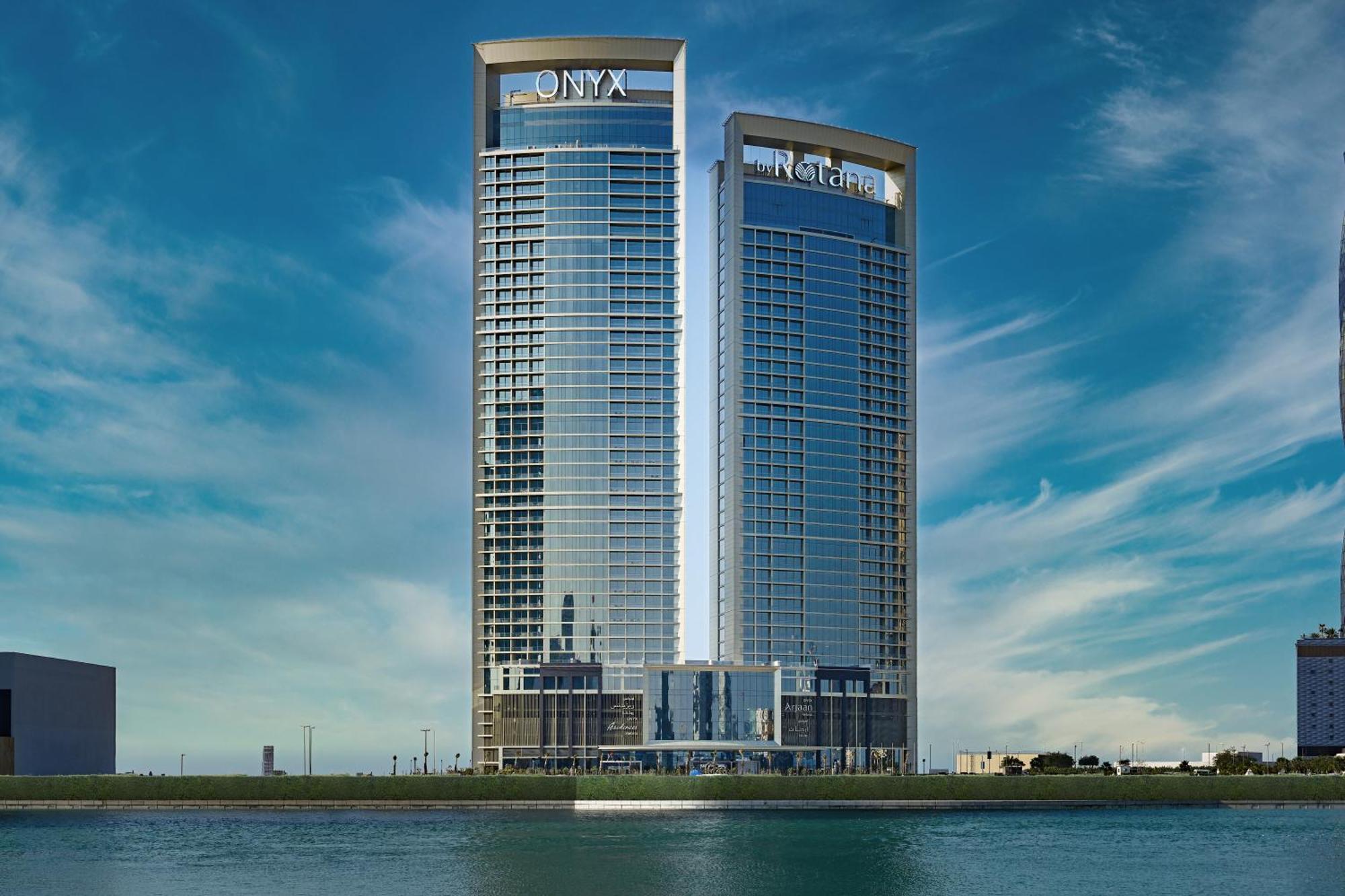 麦纳麦 Onyx Rotana酒店 外观 照片 The Ritz-Carlton, DIFC
