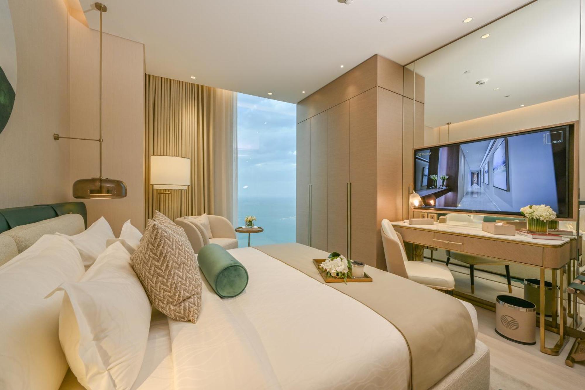 麦纳麦 Onyx Rotana酒店 外观 照片 A bedroom at the Ritz-Carlton, DIFC